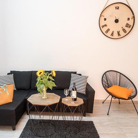Cracow Best Location Apartment With Garden By Cozyplace クラクフ エクステリア 写真
