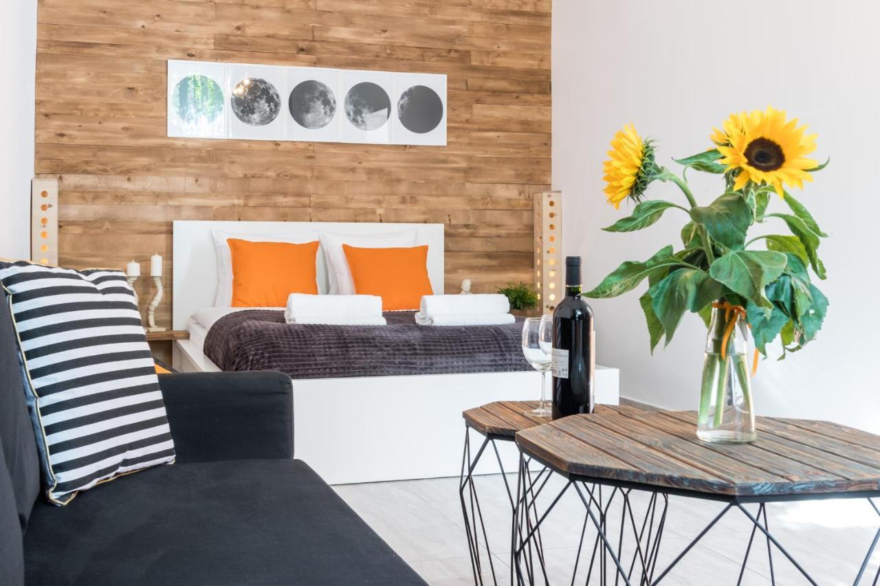 Cracow Best Location Apartment With Garden By Cozyplace クラクフ エクステリア 写真