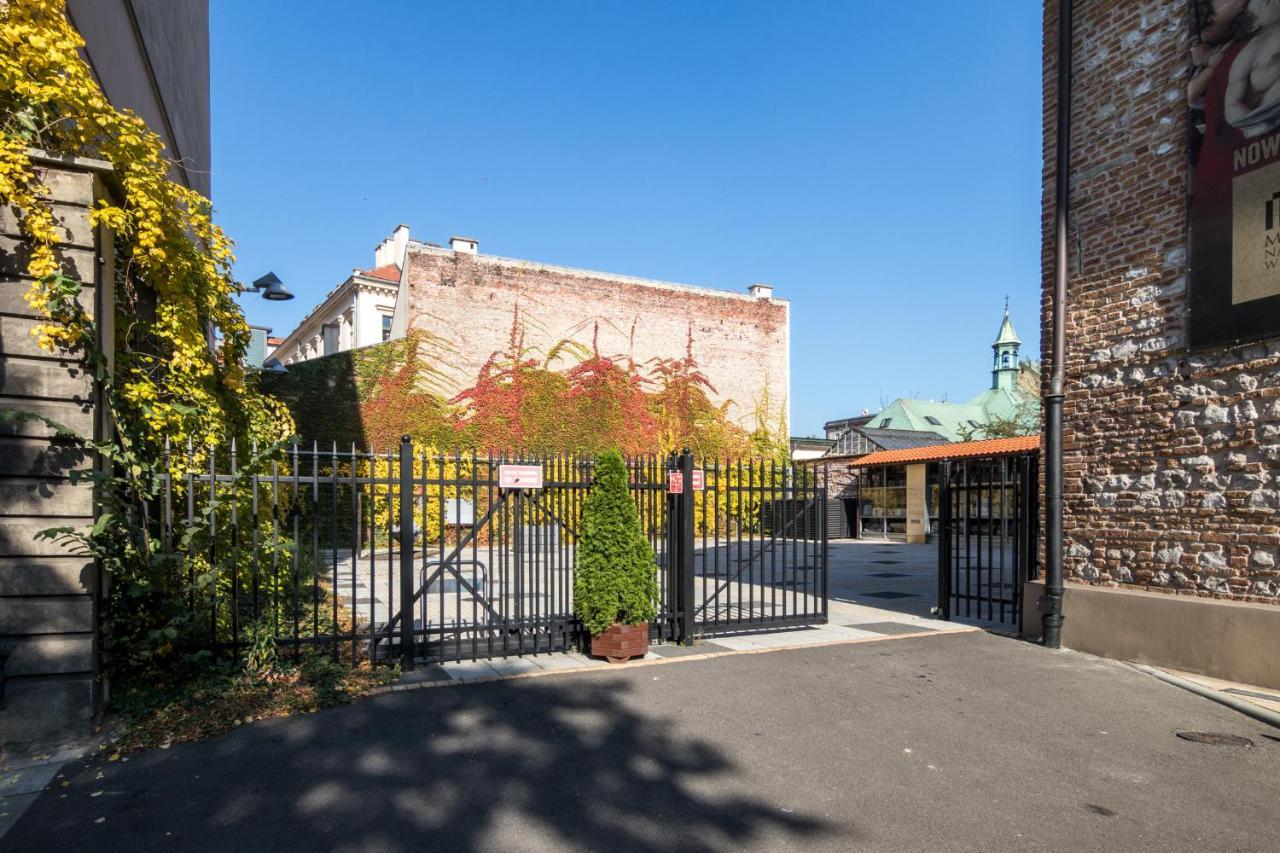 Cracow Best Location Apartment With Garden By Cozyplace クラクフ エクステリア 写真